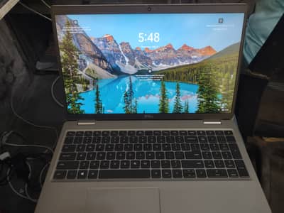 Leptop For sale Dell Latitude 5520