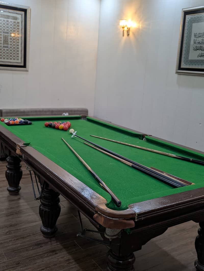 Snooker table medium 0