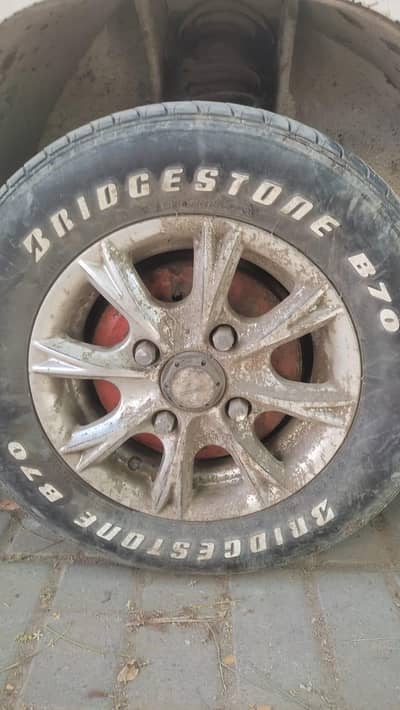 Bridgestone 4 tyres 165/70/12