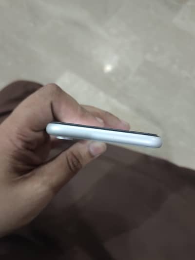 Apple iPhone XR