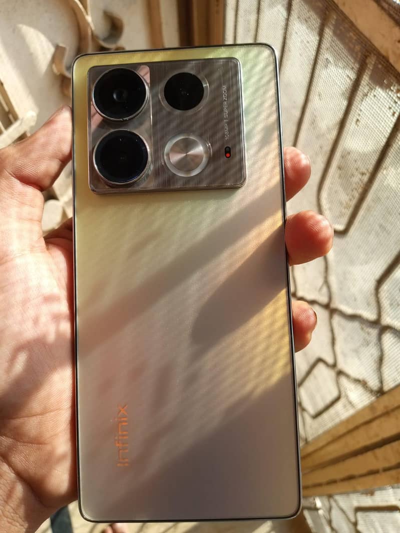 Infinix Note 40 1