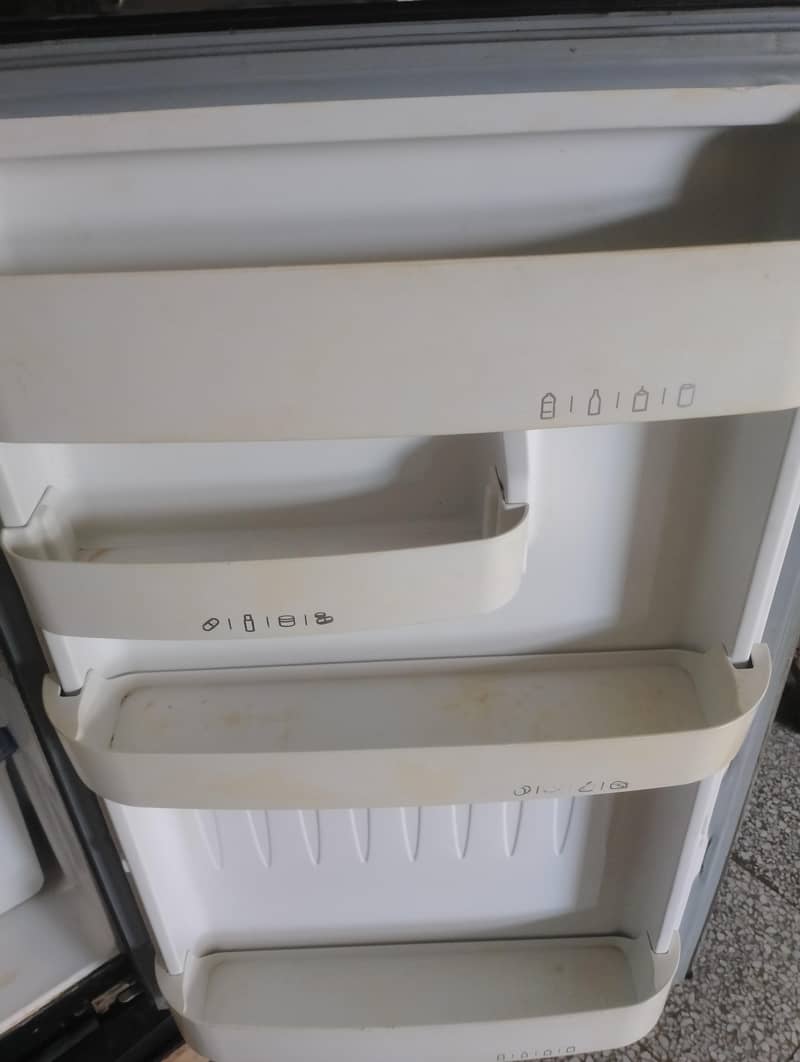Orient Fridge 5