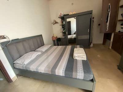 Bed set for sale