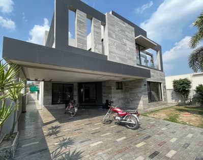 01 Kanal Luxury Modern Design House For Rent In DHA Phase 5 Lahore.