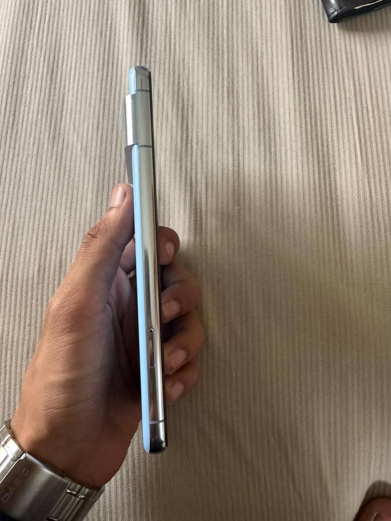 Google Pixel 8 Pro 3