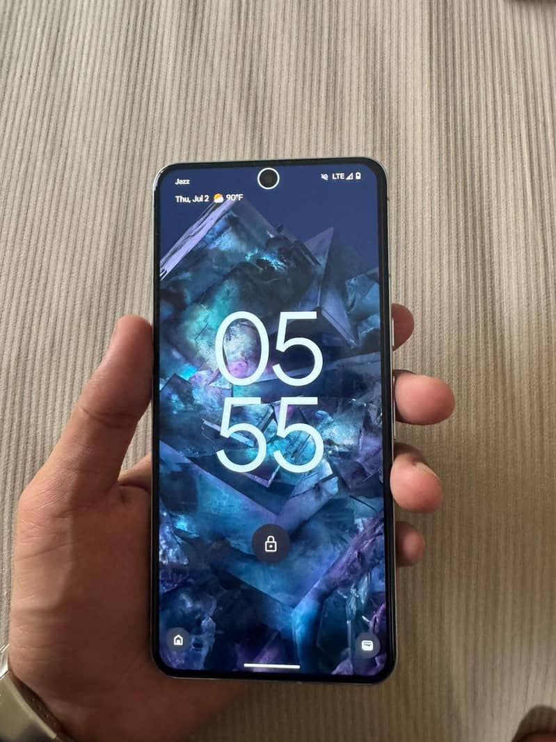 Google Pixel 8 Pro 4