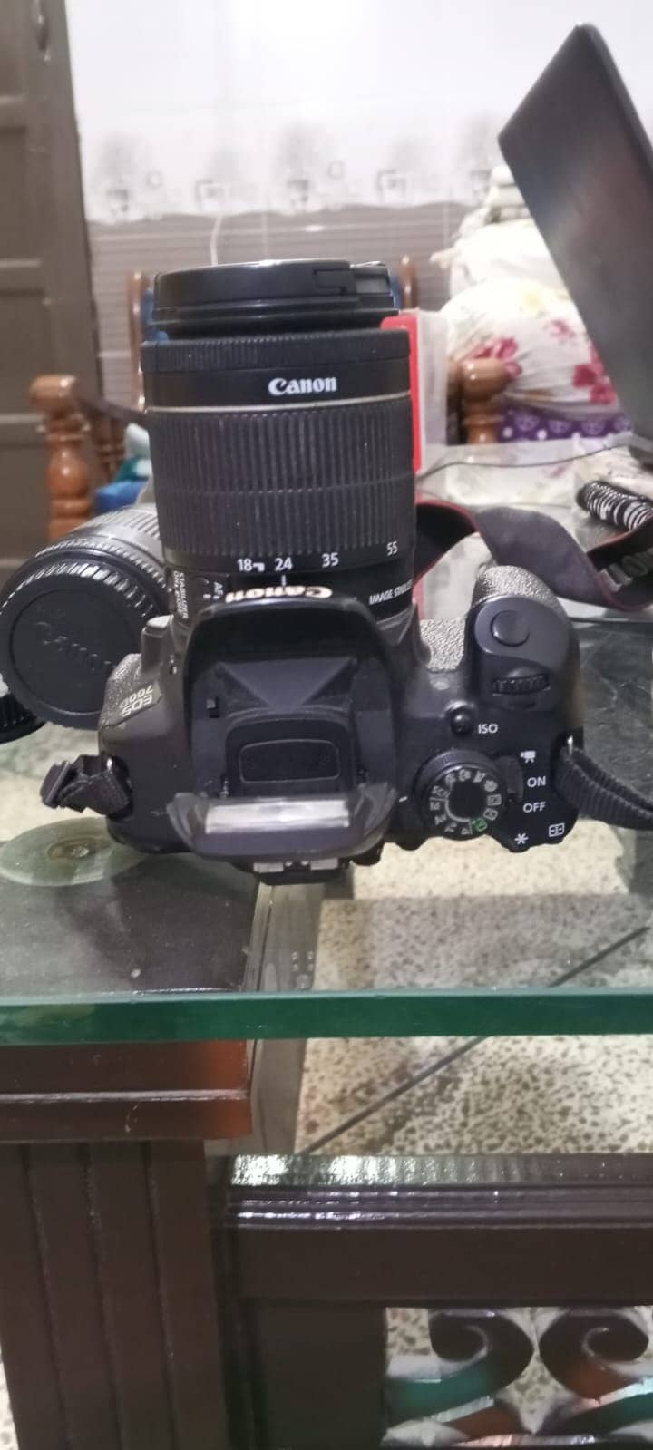 DSLR Model EOS 700D 4