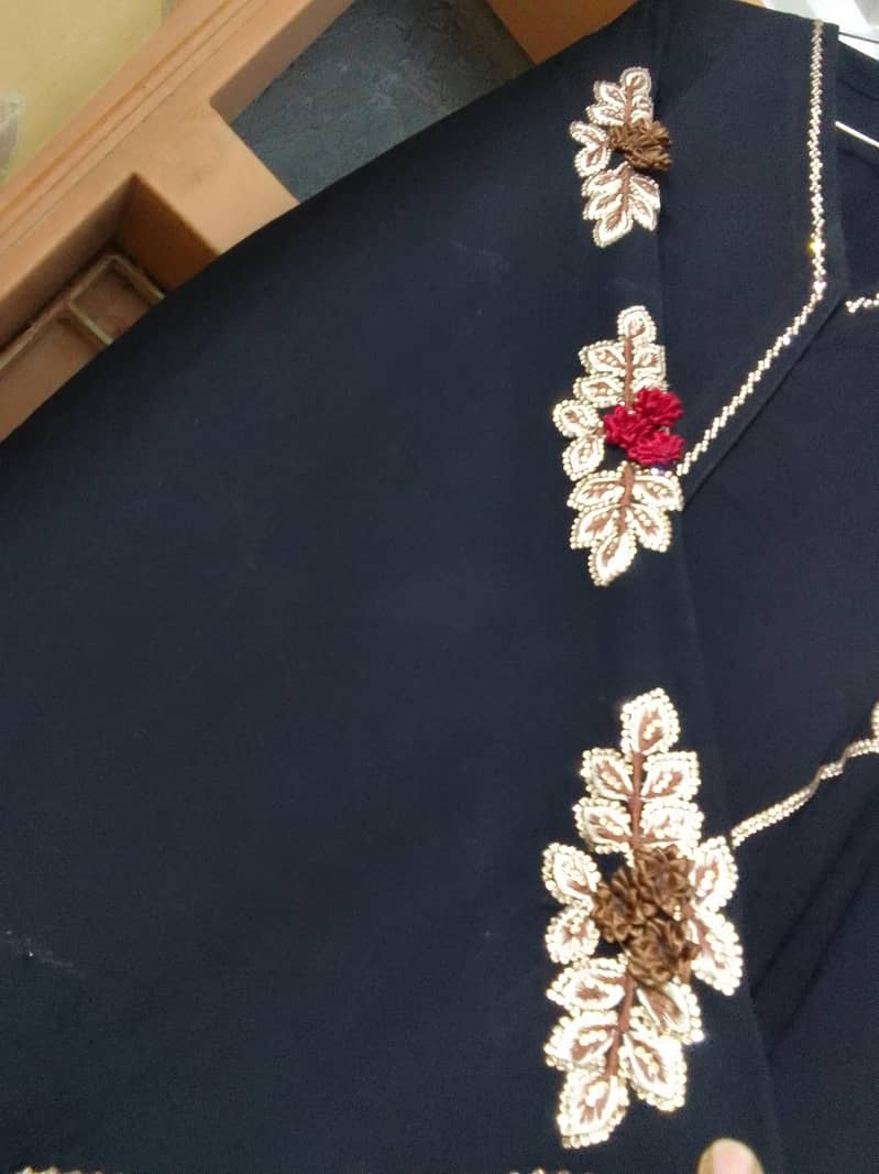 Abaya's 4