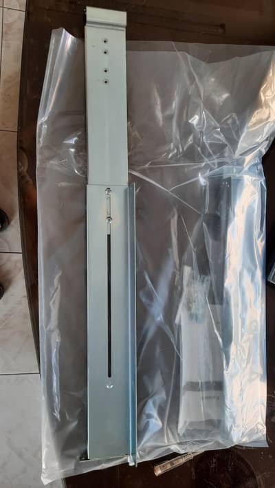 EATON, APC Brand Rail Kit Available for sale. Use for UPS & Server