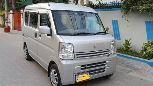 Pick & Drop service available Karachi