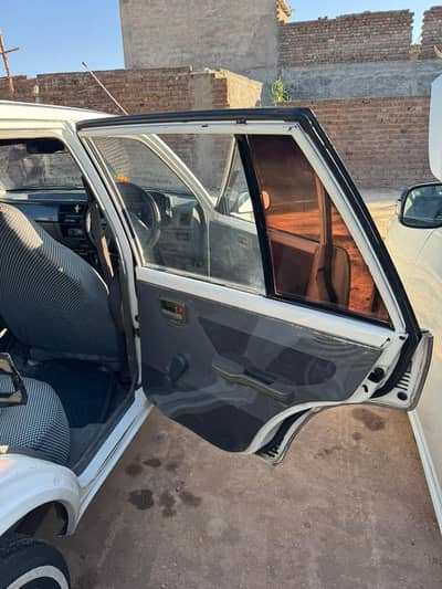 Suzuki Khyber 1996