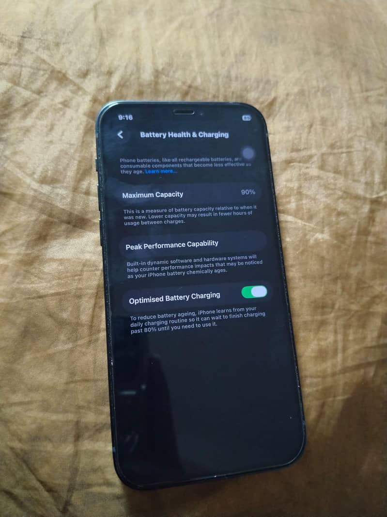 Apple iPhone 12 6