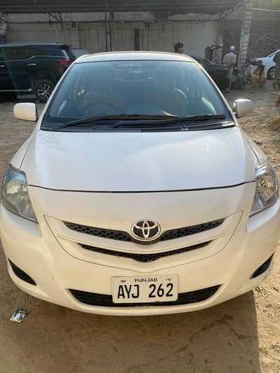 Toyota Belta 2006