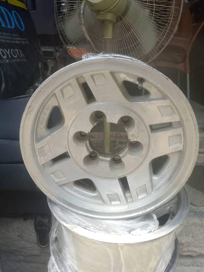 RIM 15 NUMBER 92 MODEL LAND CRUISER PRADO