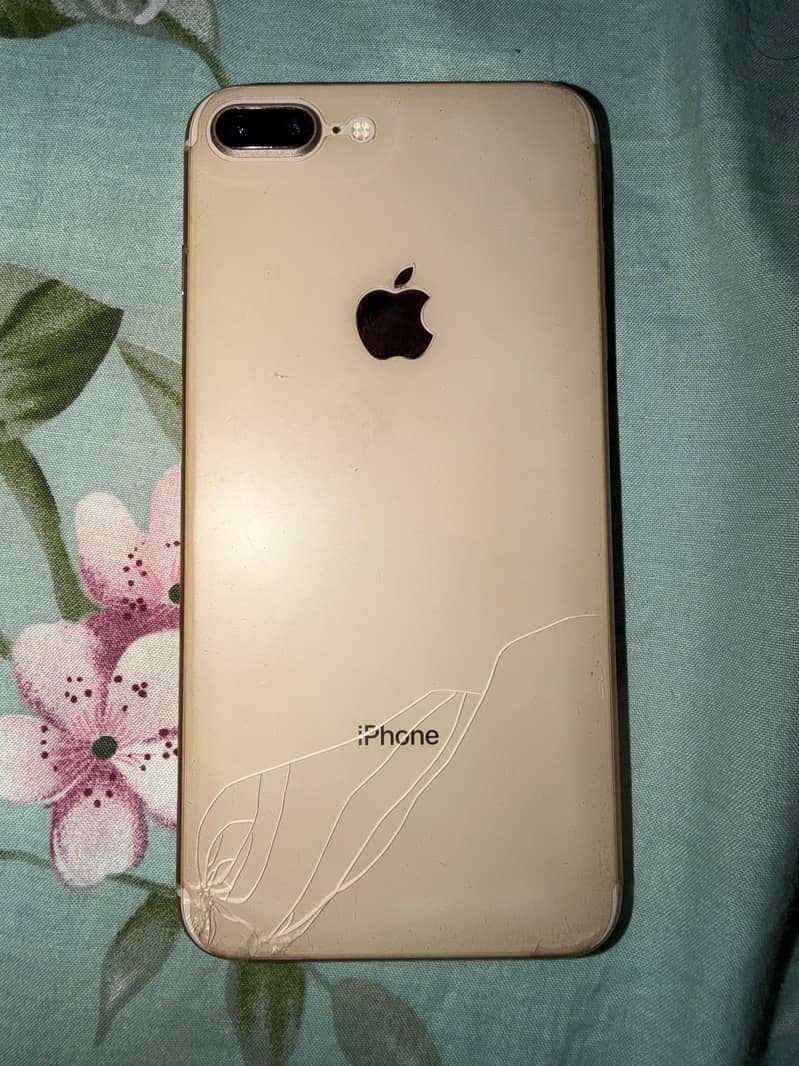 Apple iPhone 8 Plus 0
