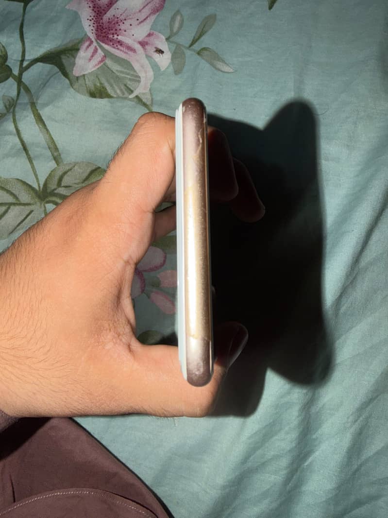 Apple iPhone 8 Plus 2