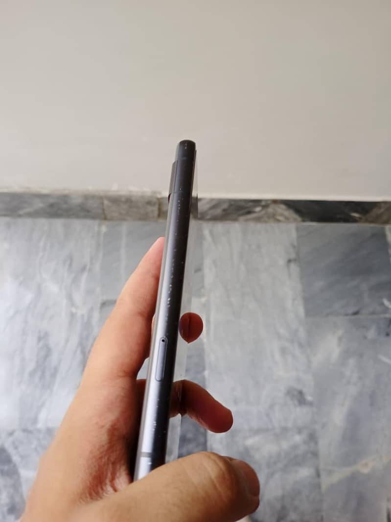 Google Pixel 7a 5