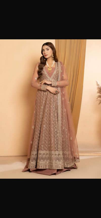 Brand name: SIFA ready to wear in medium size with 10/10 condition