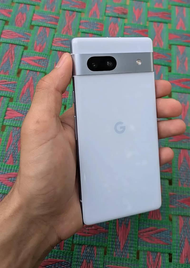 Google Pixel 7a 2