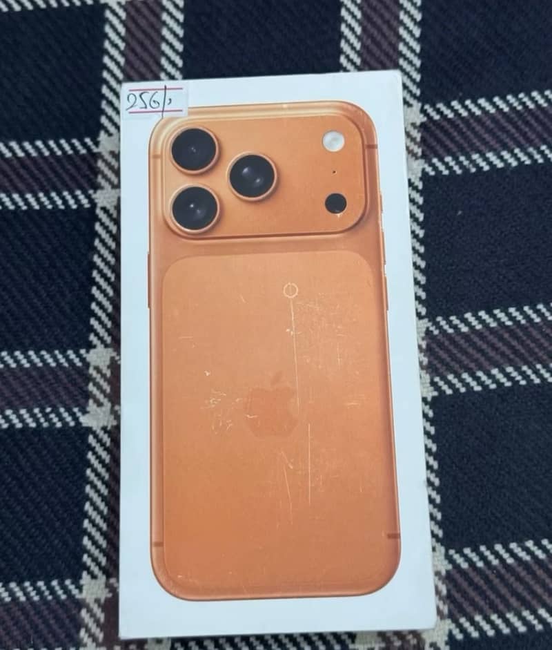 Apple iPhone 17 Pro 1