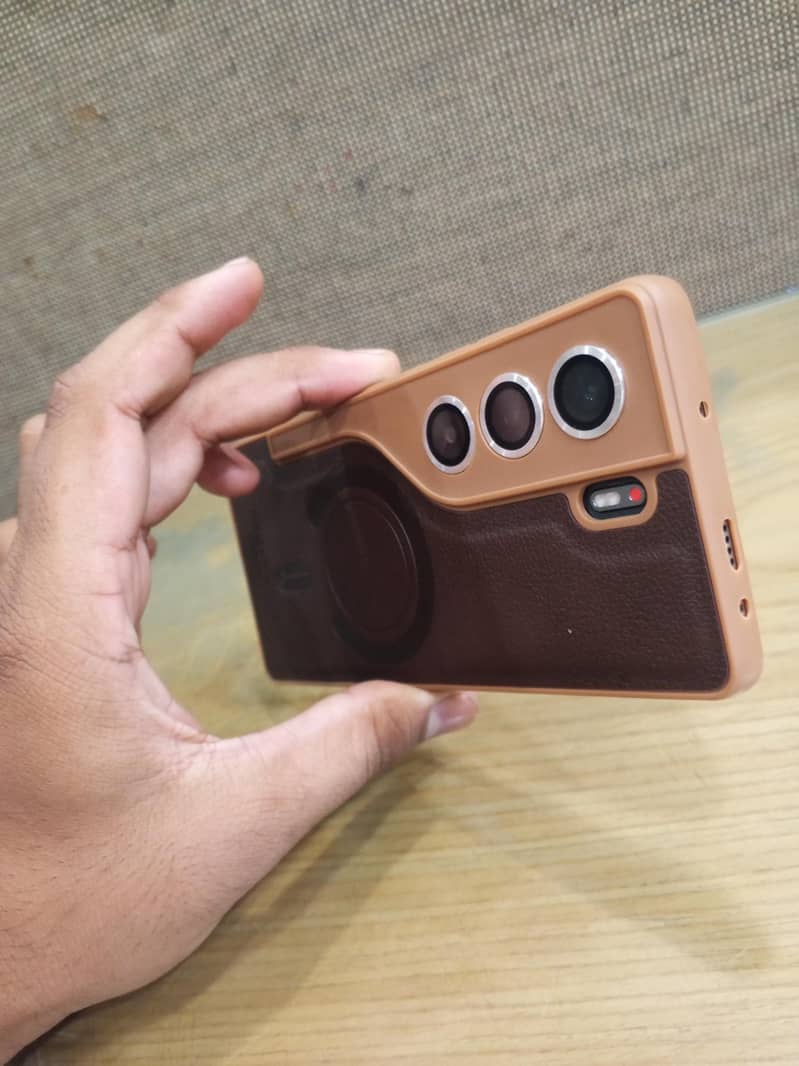 Tecno CAMON 40 9