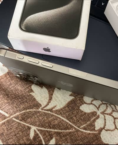 Apple iPhone 15 Pro Max JV with box