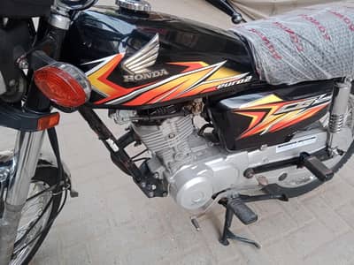 Honda 125 Hyderabad number 20 model