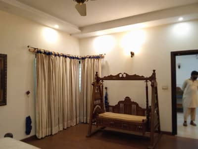 1 Kanal Upper Portion For Rent In DHA Phase 5 Lahore