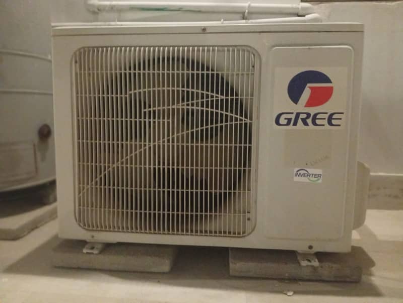 Gree 1 Ton Split AC 10