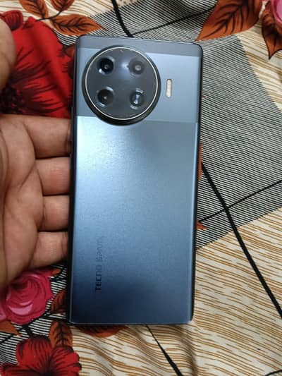 Tecno Spark 20 Pro Plus
