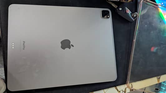 iPad m2 chip with box