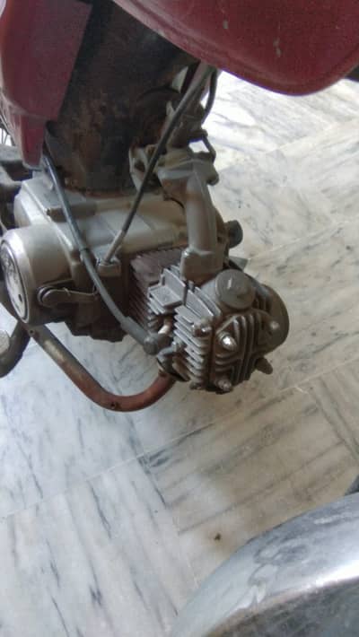 Hero RF 70 2008.   Urgent sale