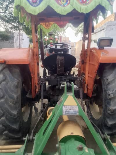 feat tractor 2015