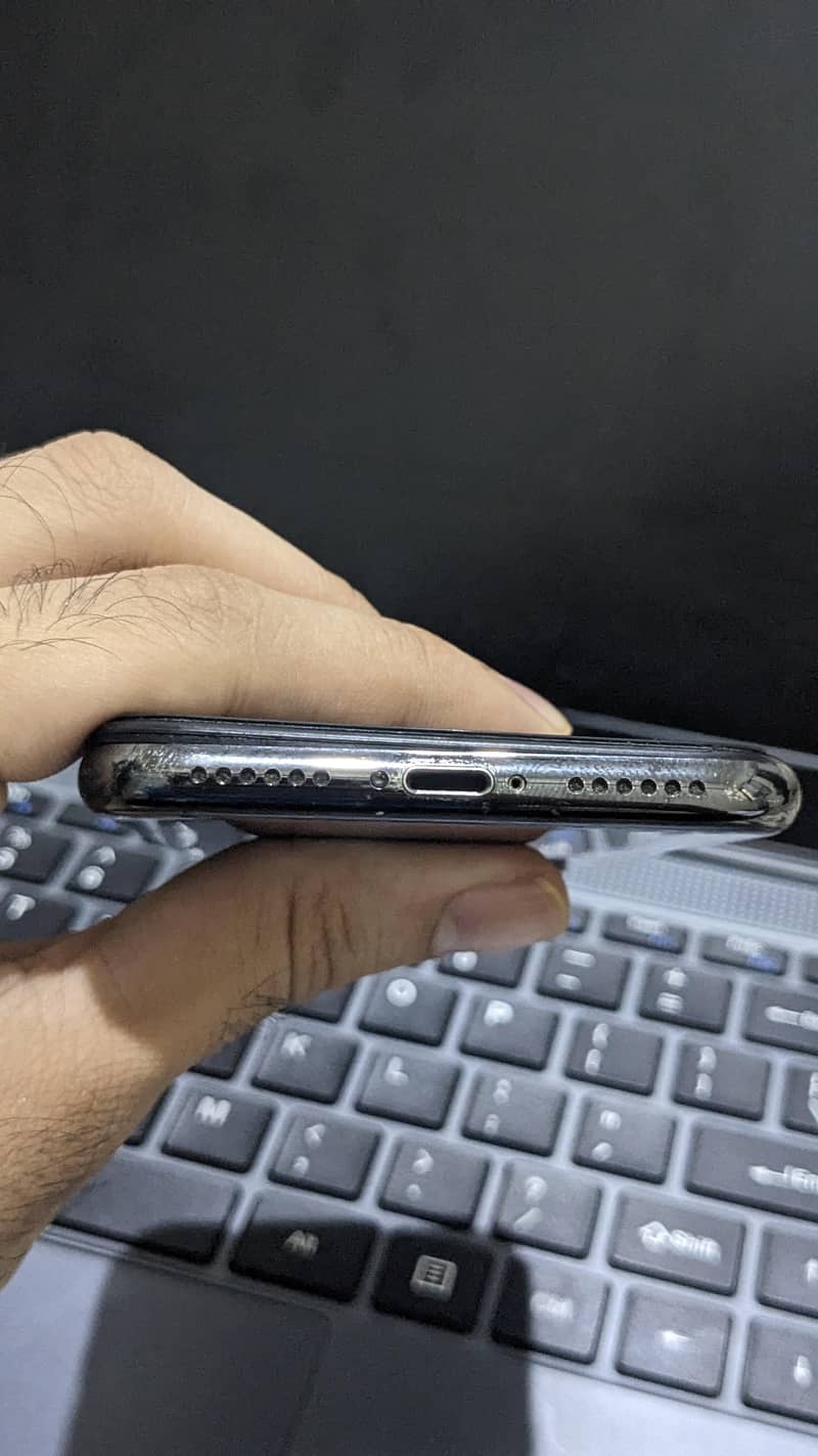 Apple iPhone X 1