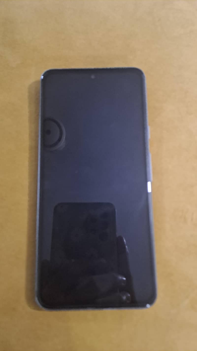 Google Pixel 8 4