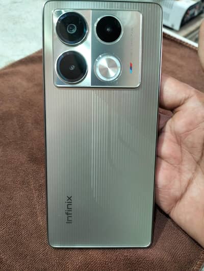 Infinix Note 40