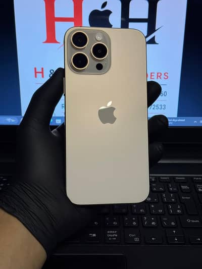 Apple iPhone 16 Pro Max