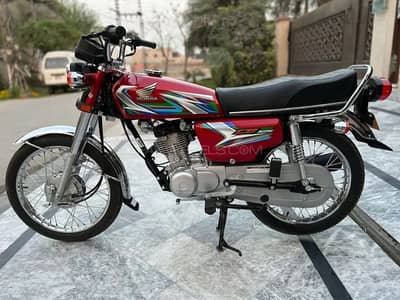 Honda 125 2023 model full genuine and lush condition