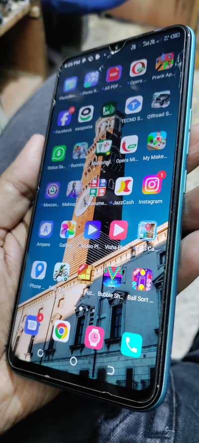 TECNO SPARK 8C