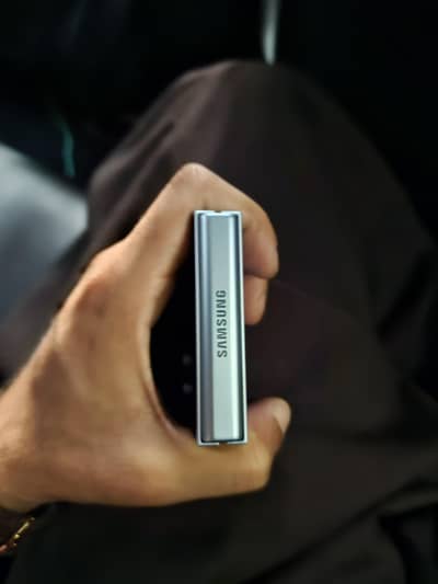 Samsung Mobile Z Flip 6