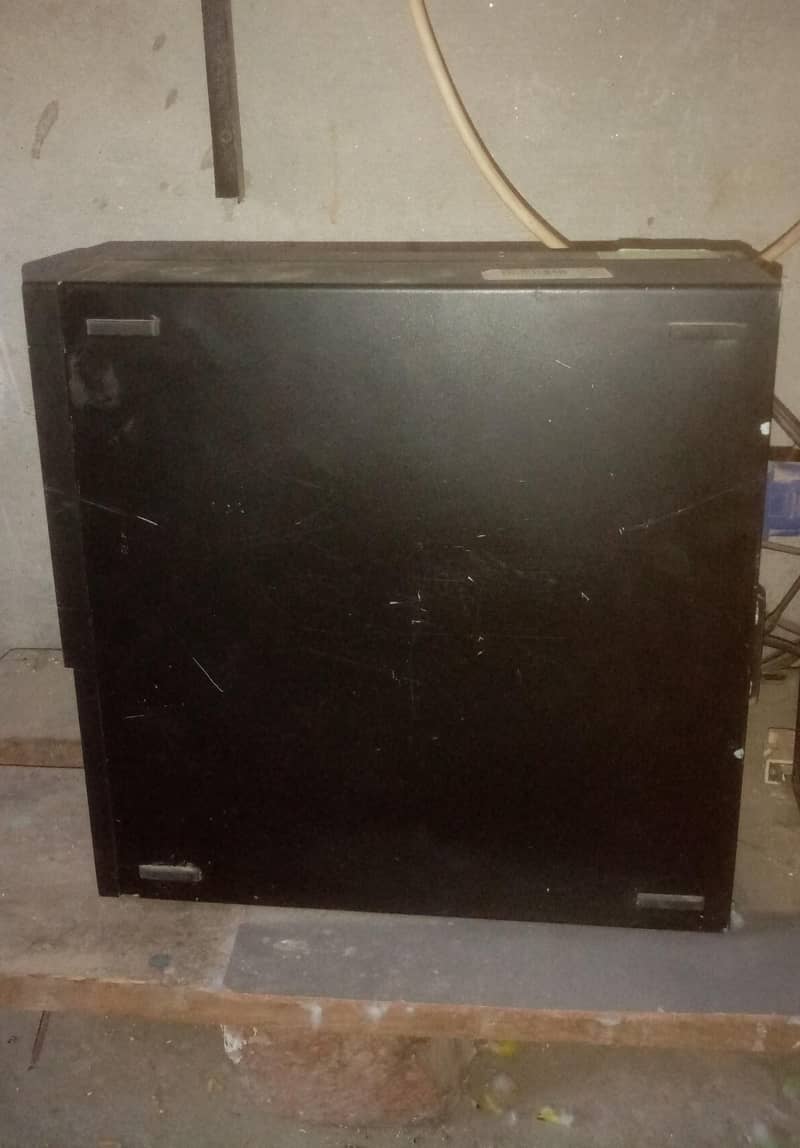computer and lcd 6
