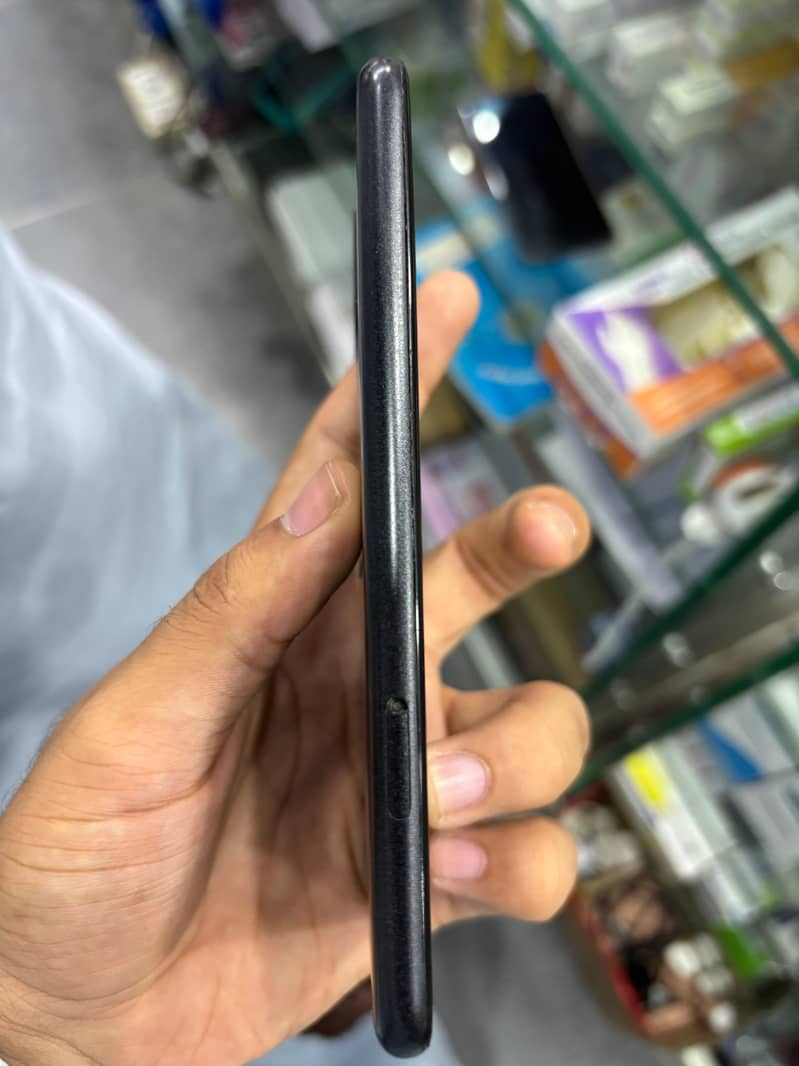Google Pixel 5 4