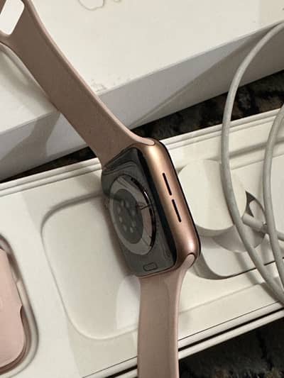 Apple Watch Series 6