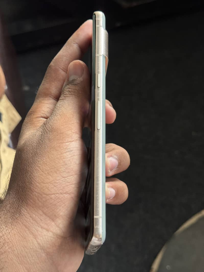 Google pixel 7pro 5