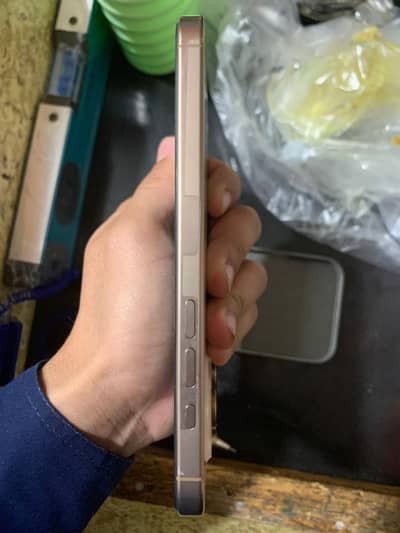 Apple iPhone 16 Pro Max