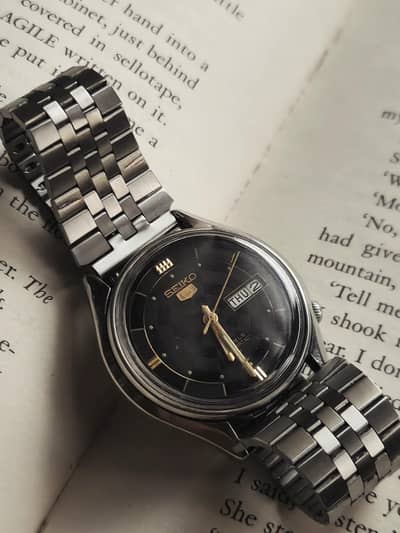 seiko 5/ beautiful dial/ checkered board dial