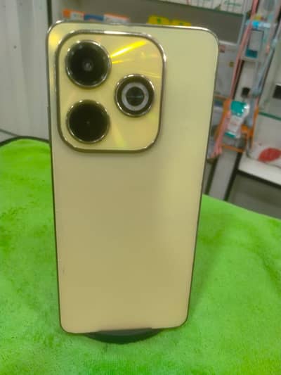 Infinix Hot 30i . . TECHNOO spark. . vivo. y21.
