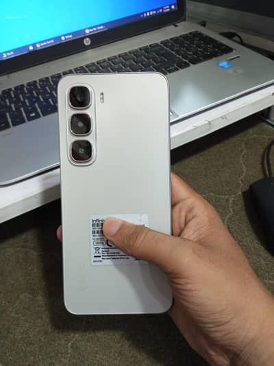 Infinix Hot 60i under warranty