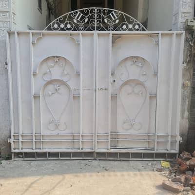 Iron main gate (heavyweight)