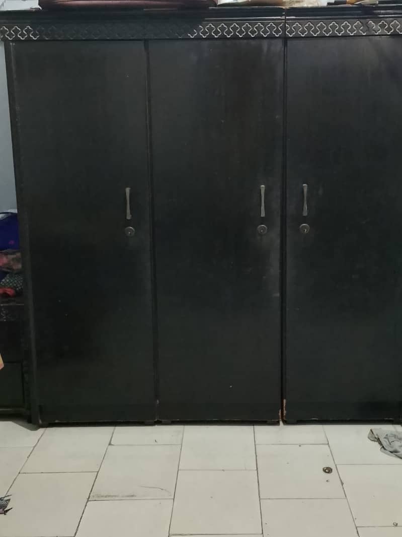 Bed, dressing table, cupboard 1